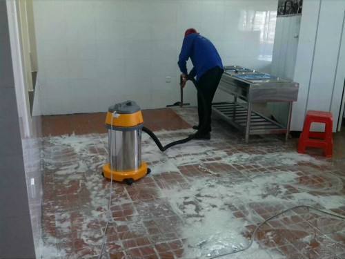 專業(yè)開(kāi)荒保潔服務(wù)-讓您的家煥然一新